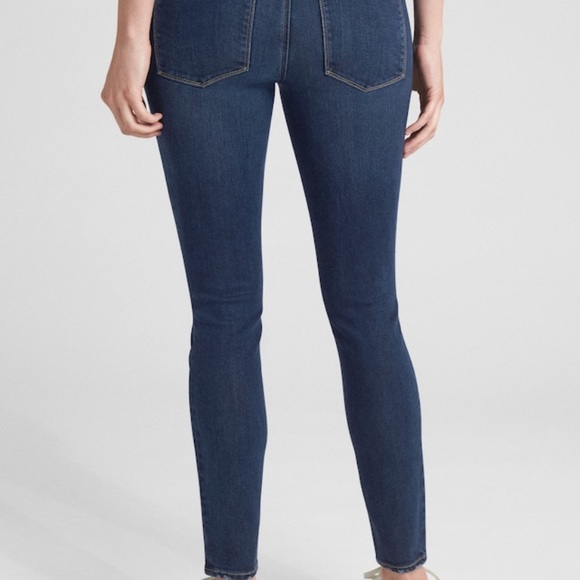 GAP MATERNITY | True Skinny Jeans - Size 26 - Picture 3 of 9